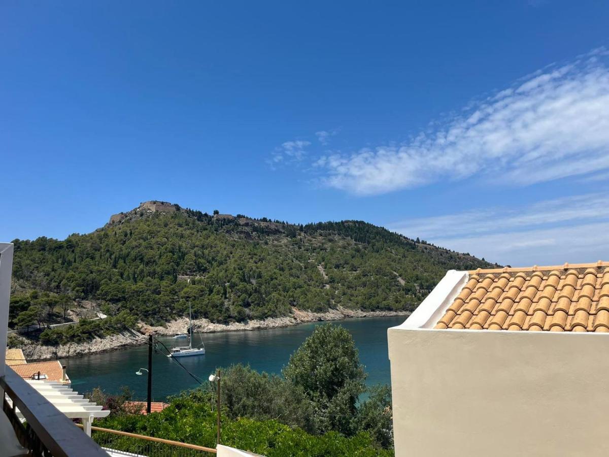 Отель Vassilis Retreat Асос Экстерьер фото