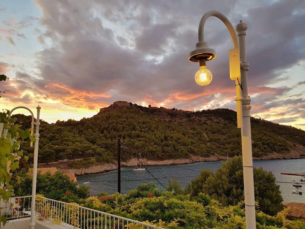 Отель Vassilis Retreat Асос Экстерьер фото